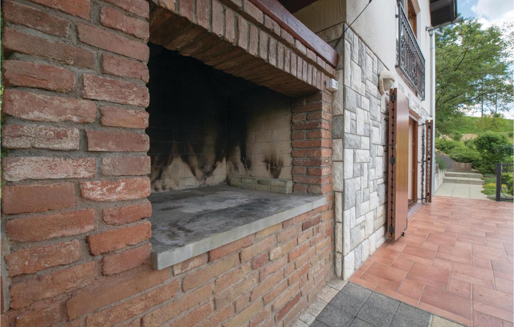 Beautiful Home In Sv,Martin Na Muri With Jacuzzi Sveti Martin Na Muri Bagian luar foto