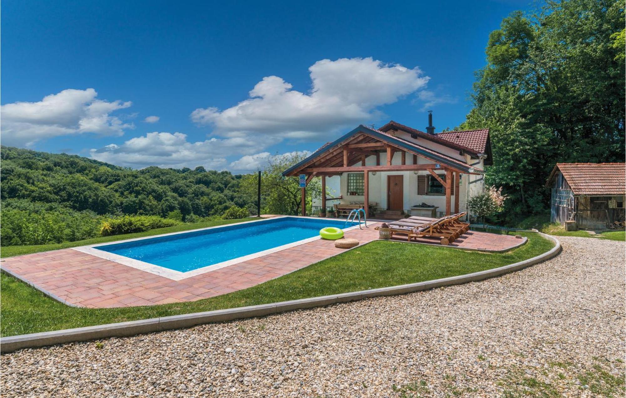Beautiful Home In Sv,Martin Na Muri With Jacuzzi Sveti Martin Na Muri Bagian luar foto