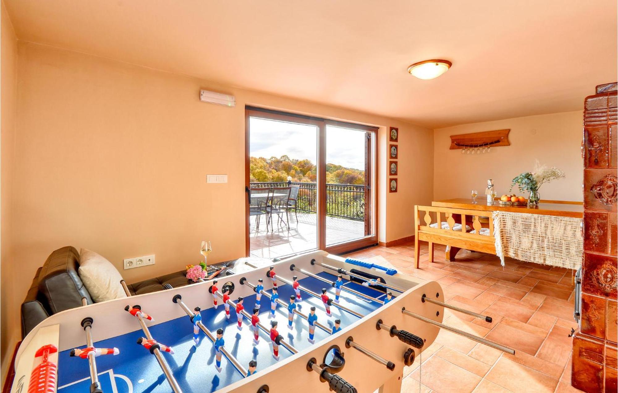 Beautiful Home In Sv,Martin Na Muri With Jacuzzi Sveti Martin Na Muri Bagian luar foto