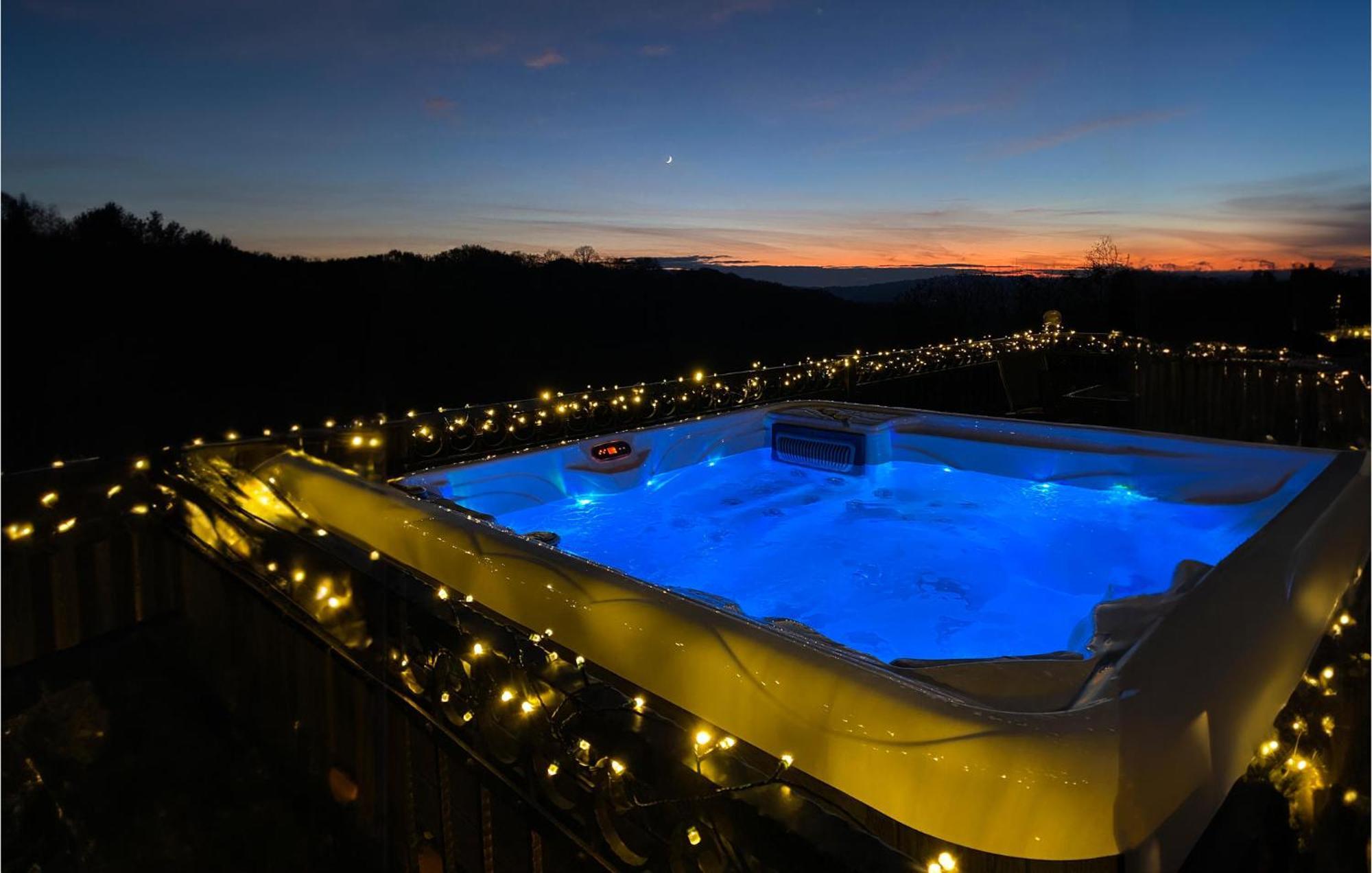 Beautiful Home In Sv,Martin Na Muri With Jacuzzi Sveti Martin Na Muri Bagian luar foto
